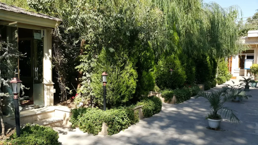 باغ رستوران شهریار موسیقی زنده و کافه رستوران شهریار